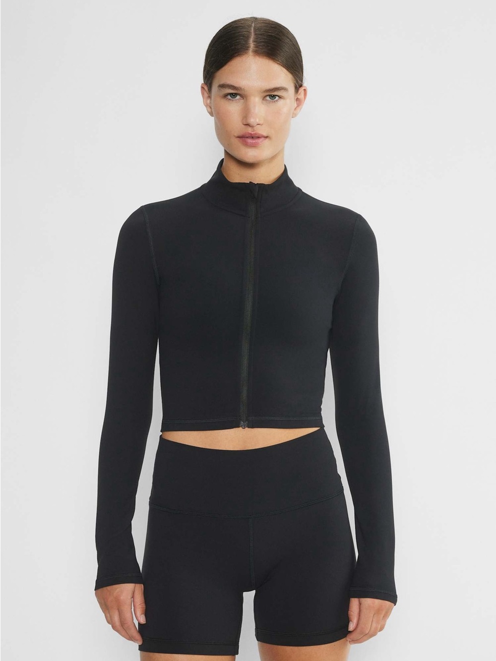 TNA Action Black Long Sleeve Full Zip Size Medium
